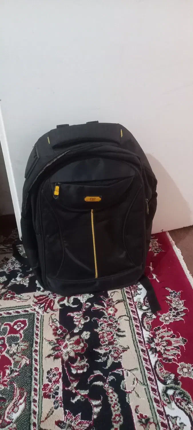 کیف مدرسه|کیف، کفش، کمربند|همدان, |دیوار