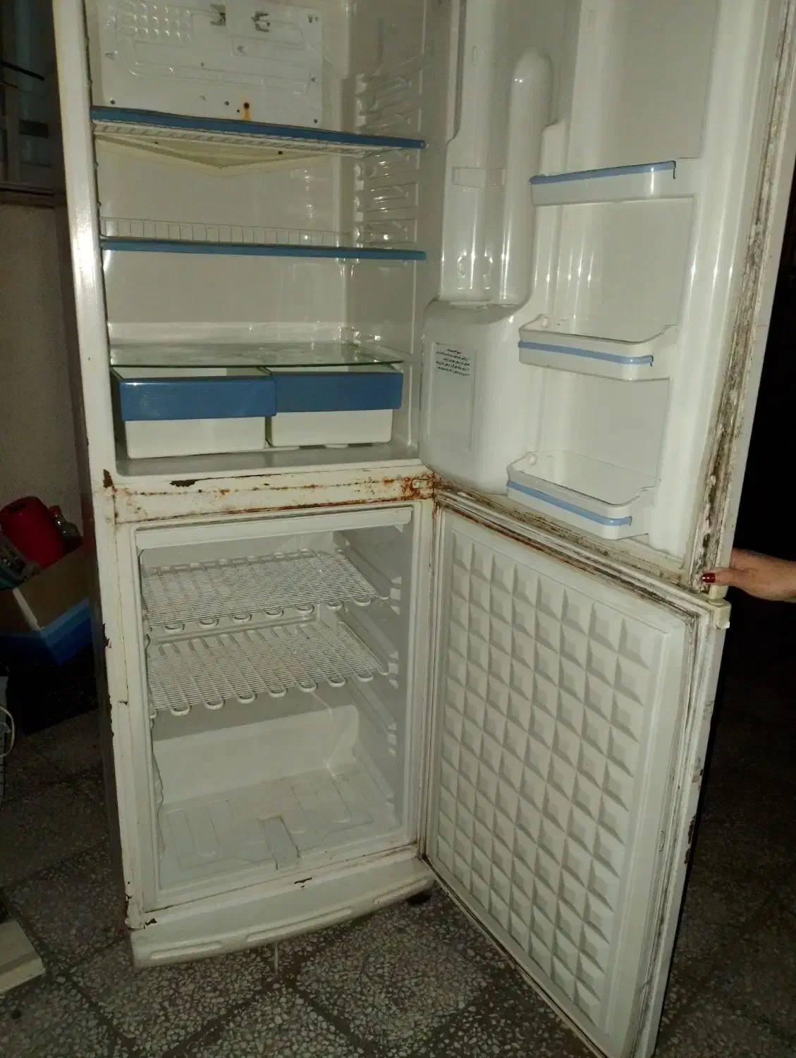 یخچال فریزر و گاز 4شعله|یخچال و فریزر|رشت, بازار|دیوار