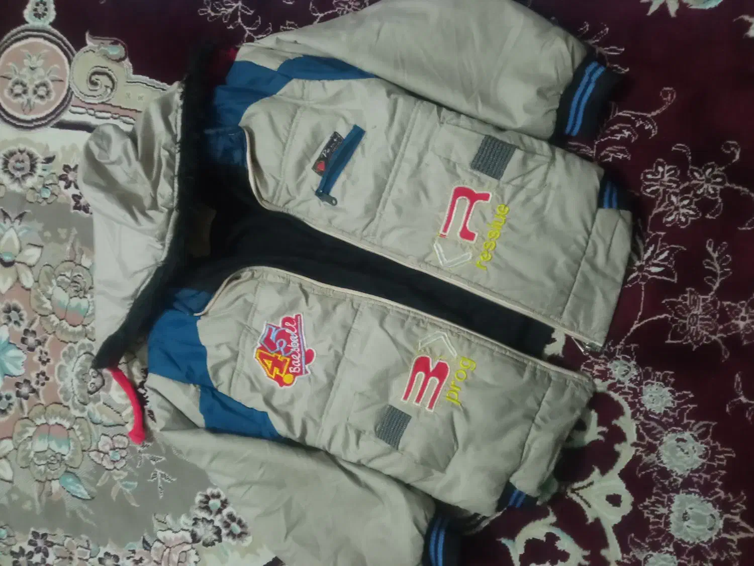 کاپشن|لباس|سبزوار, چهارراه فرودگاه|دیوار