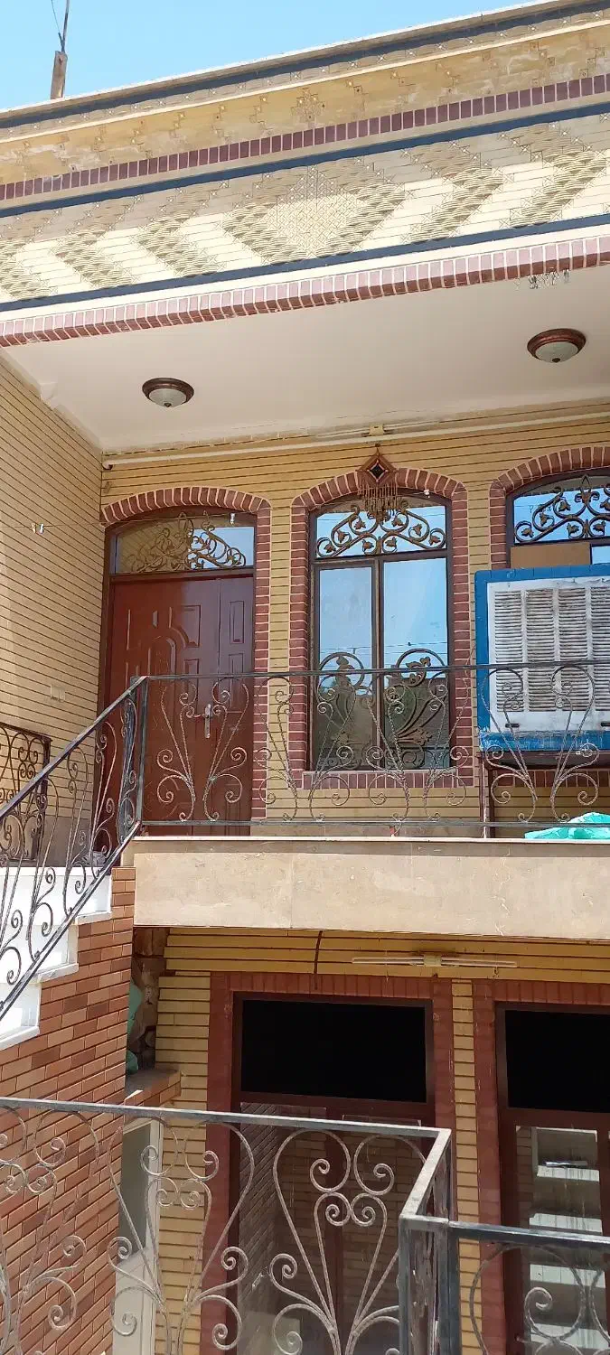 فروش فوری خانه ویلایی بهترین موقعیت|فروش خانه و ویلا|آران و بیدگل, |دیوار