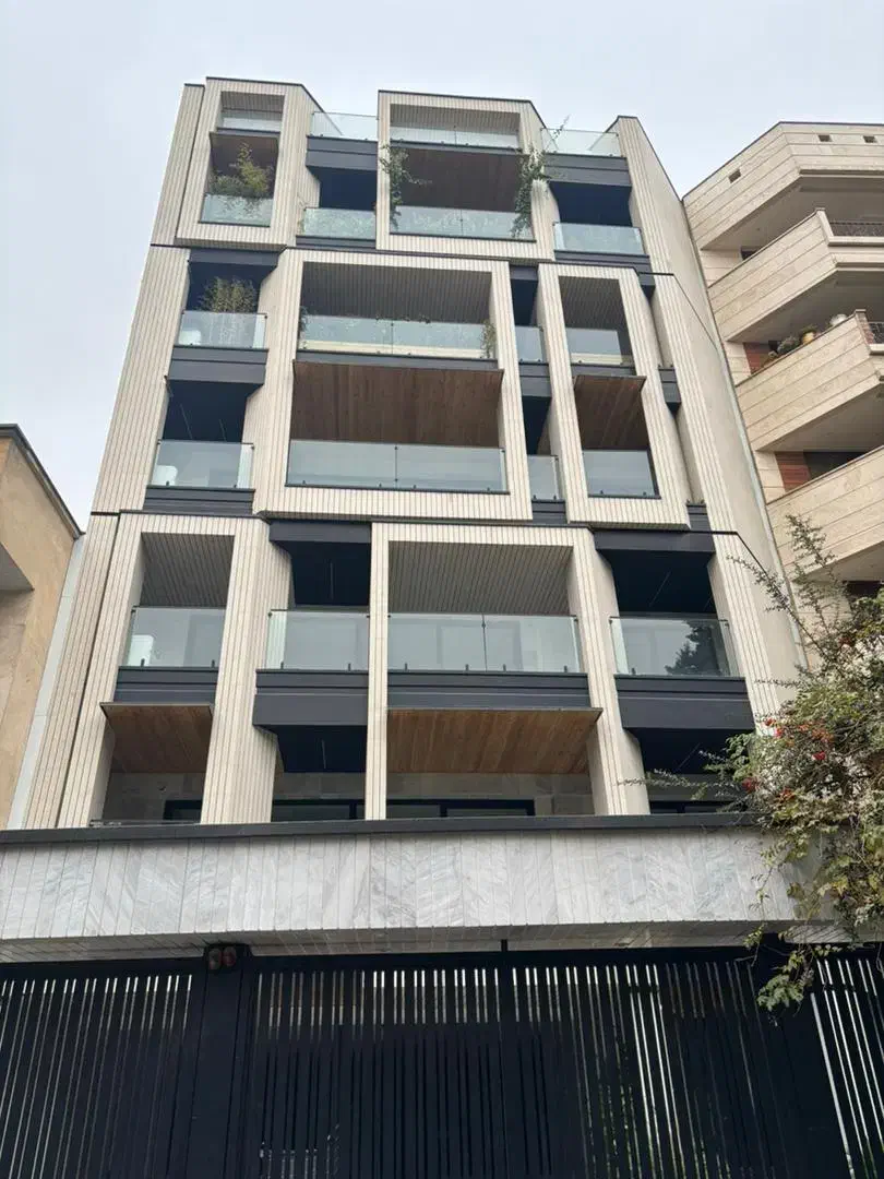 قلب پاسداران 170متر 3خواب Dream House تاپ لوکیشن