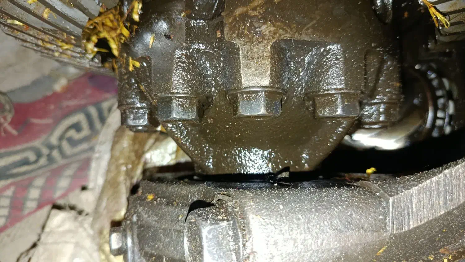 کرون تویوتا دو هزار|قطعات یدکی و لوازم جانبی|راسک, |دیوار