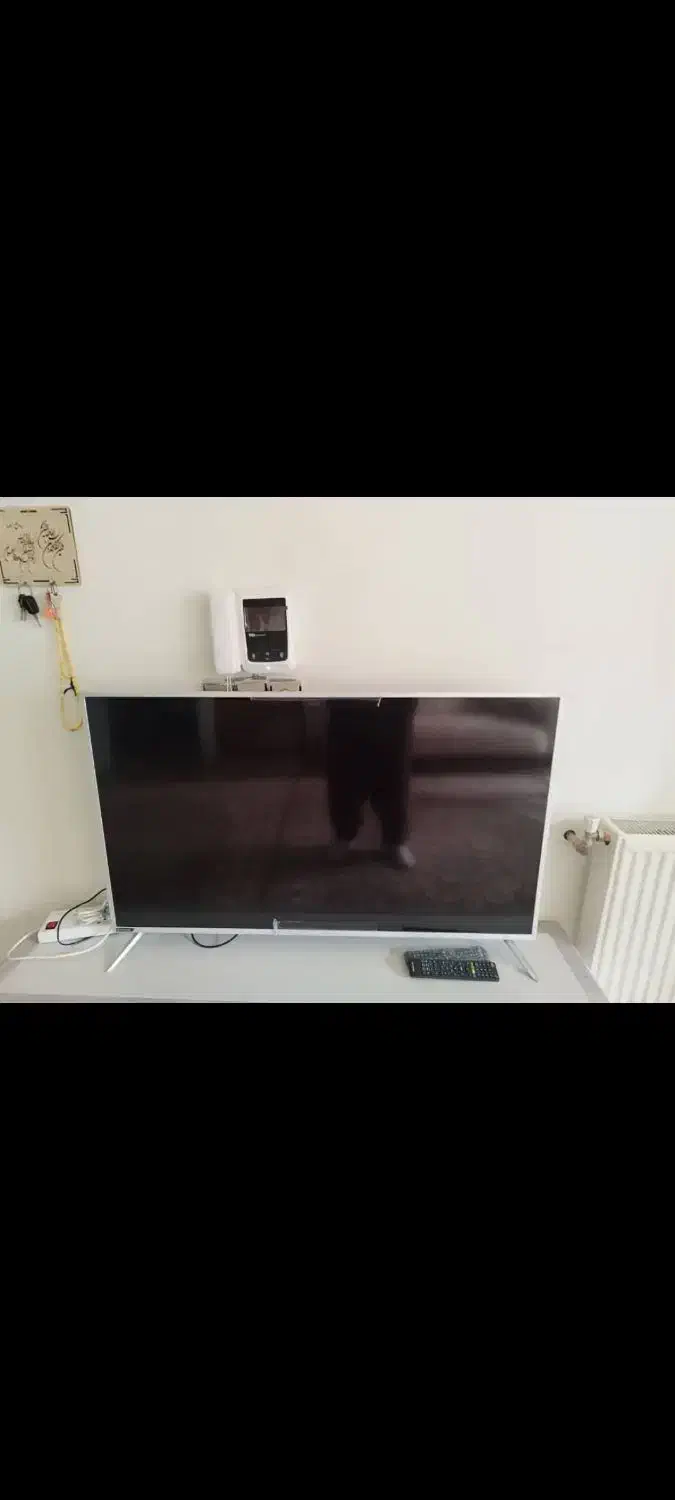 فروش تلویزیون 49 اینچ|تلویزیون و پروژکتور|دیواندره, |دیوار
