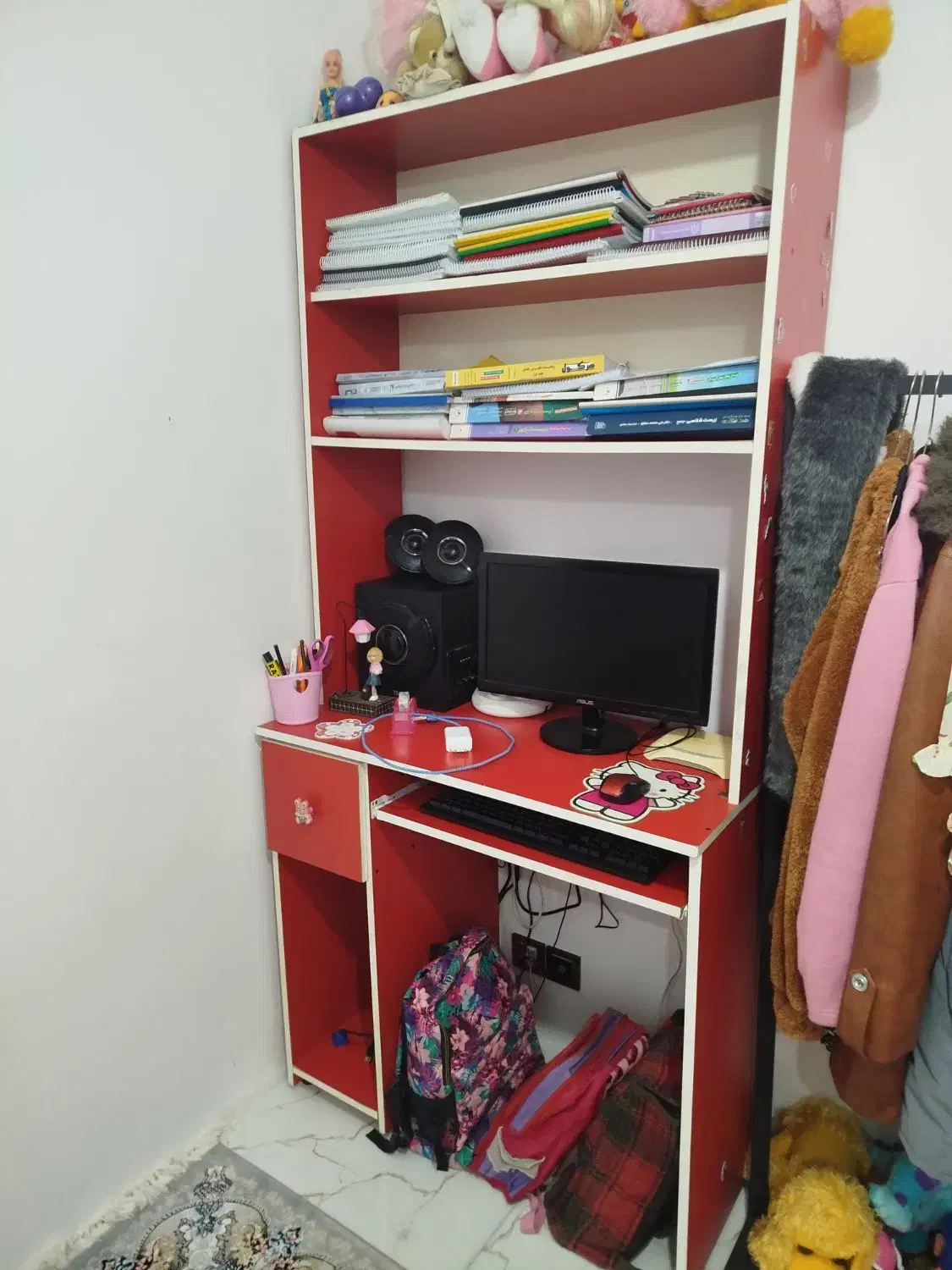 میز کامپیوتر و کتابخانه|میز تحریر و کامپیوتر|قائم‌شهر, |دیوار