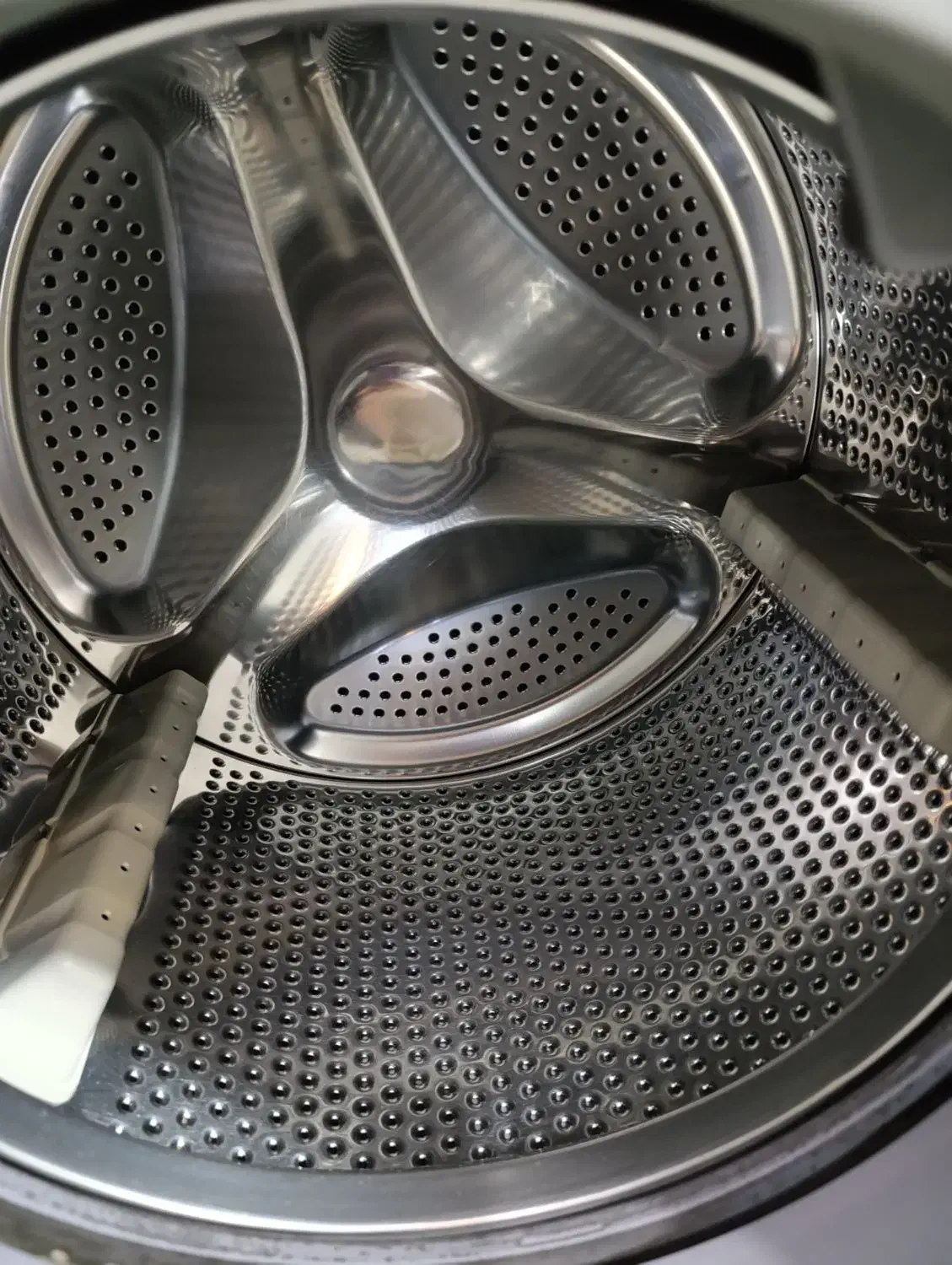 فروش لوازم خانه شامل لباسشویی و قالی|فرش|کاشمر, |دیوار