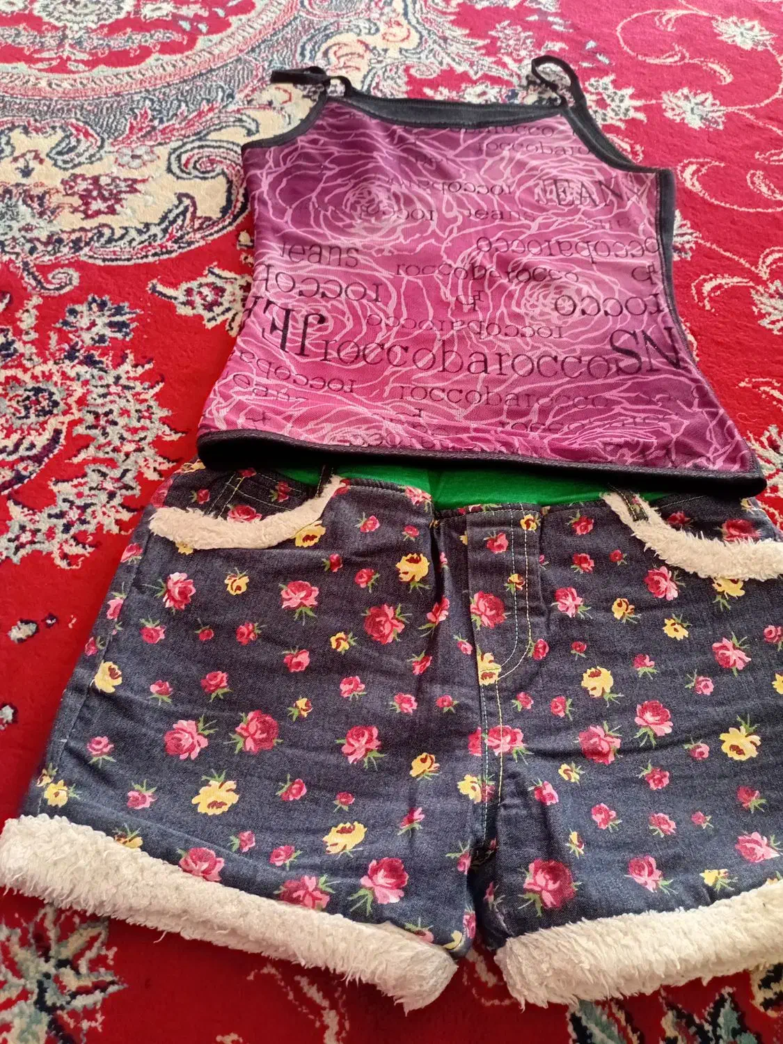 لباس بچه گانه|کفش و لباس بچه|شیراز, گلشن|دیوار