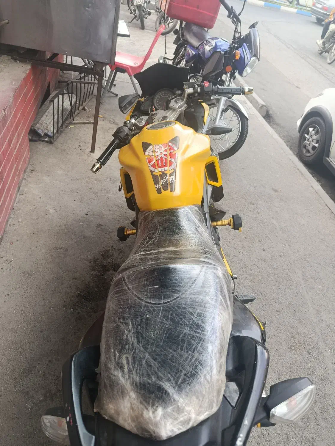 مگلی ۲۰۰مدل ۱۴۰۰|موتورسیکلت|اندیشه, اندیشه فاز ۱|دیوار