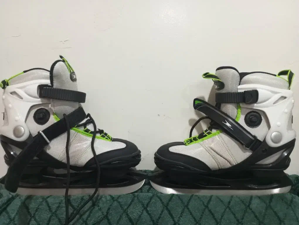 یک جفت اسکیت روی یخ نونو 38تا41|دوچرخه، اسکیت، اسکوتر|تهران, پاسداران|دیوار