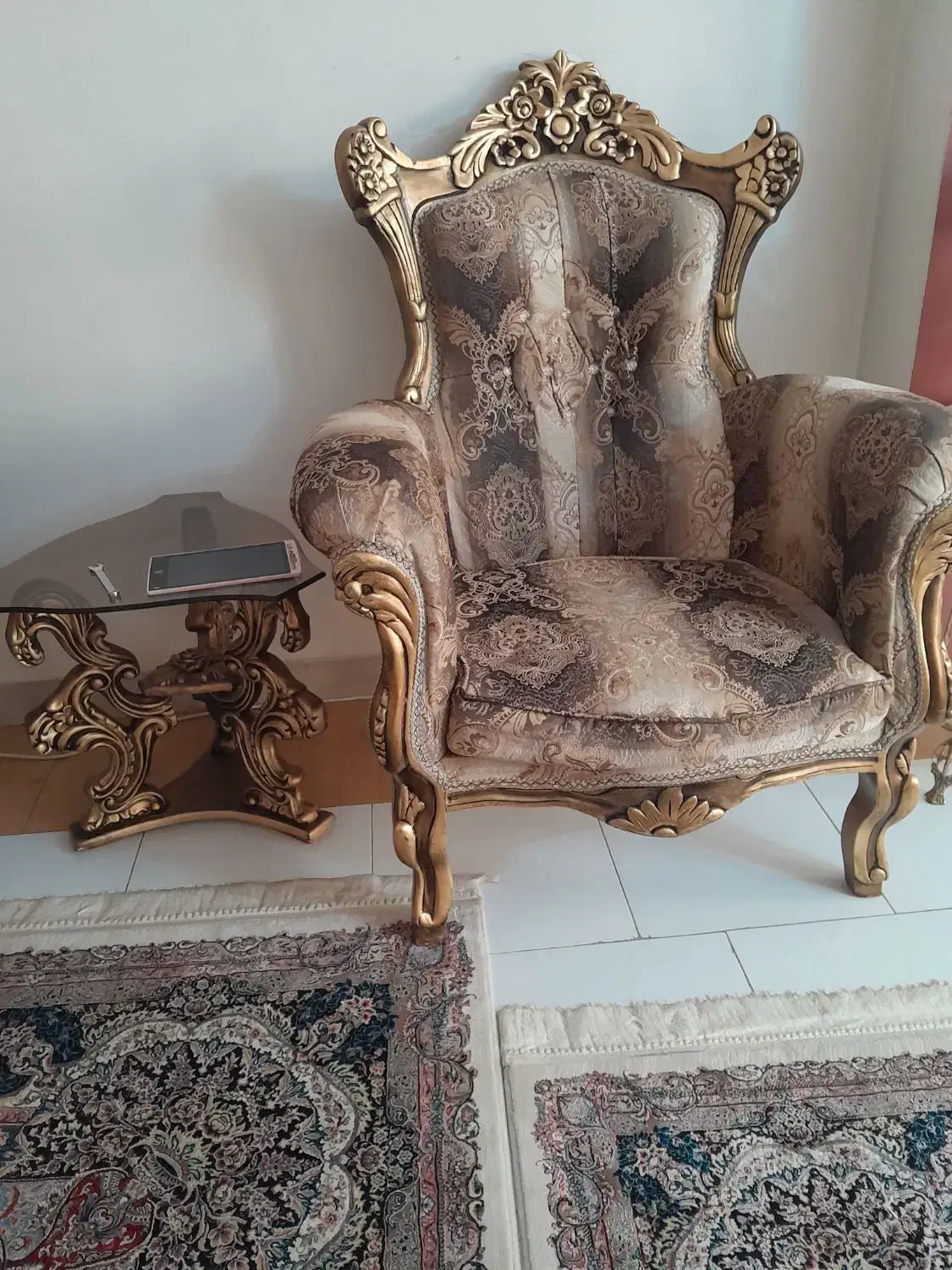 مبل ۹ نفره سلطنتی|مبلمان خانگی و میز عسلی|قدس, شهر‌قدس|دیوار