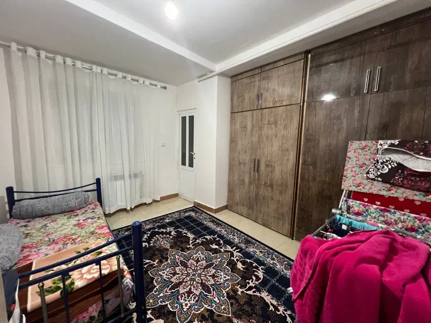 70متری/2خواب/دورحرم/پارکینگ|فروش آپارتمان|آستانه اشرفیه, |دیوار