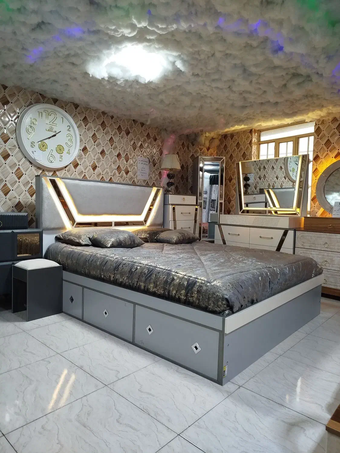 سرویس خواب دو نفره نیلا در مجموعه زرکالا|تخت و سرویس خواب|یاسوج, |دیوار