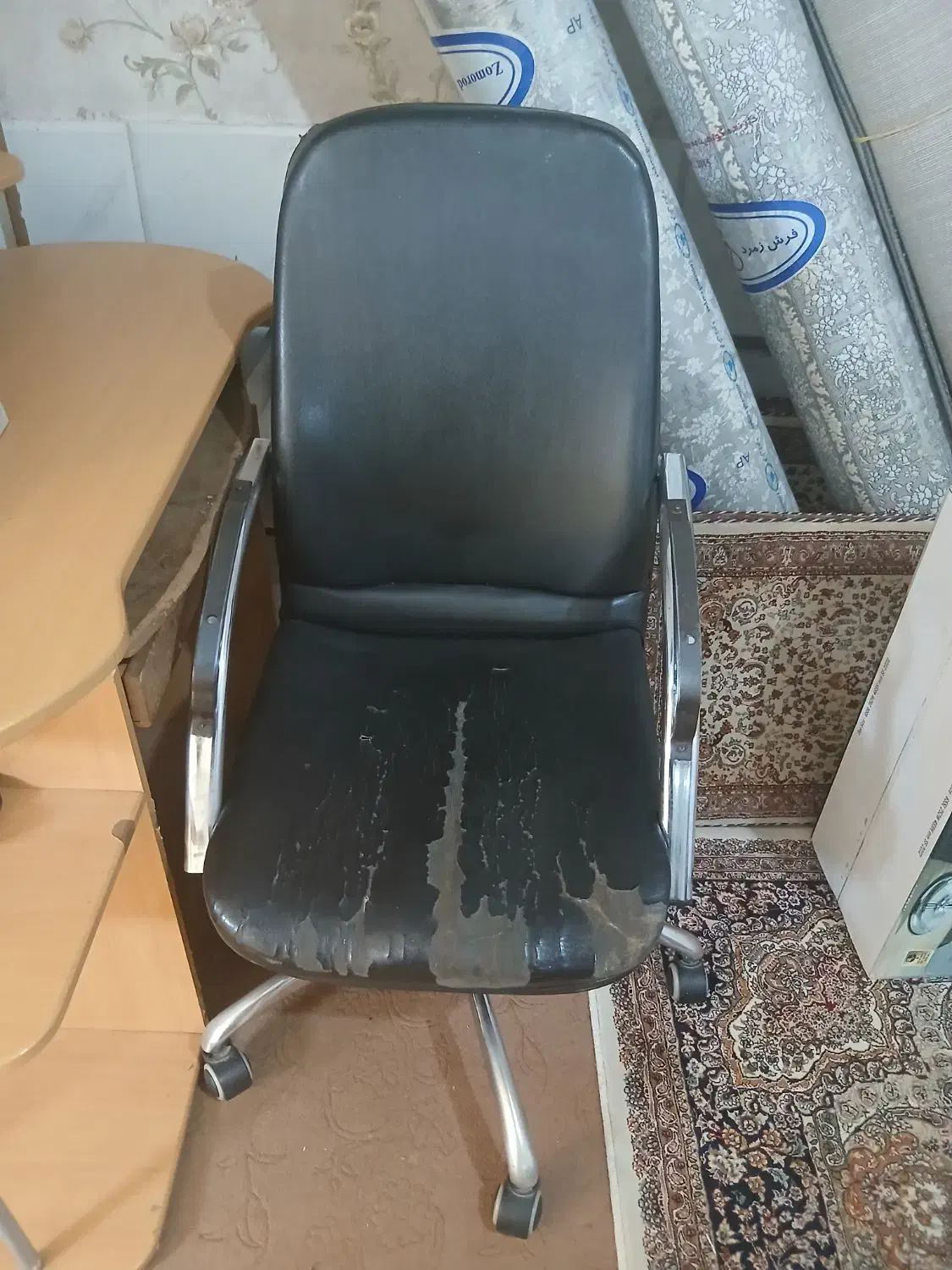 صندلی چرخ دار|صندلی و نیمکت|کامیاران, |دیوار