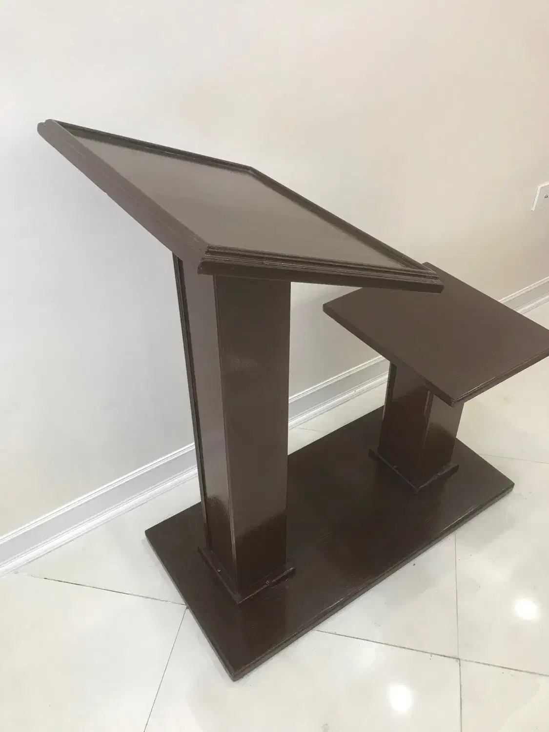 صندلی ومیزنماز|صندلی و نیمکت|فردیس, منظریه|دیوار