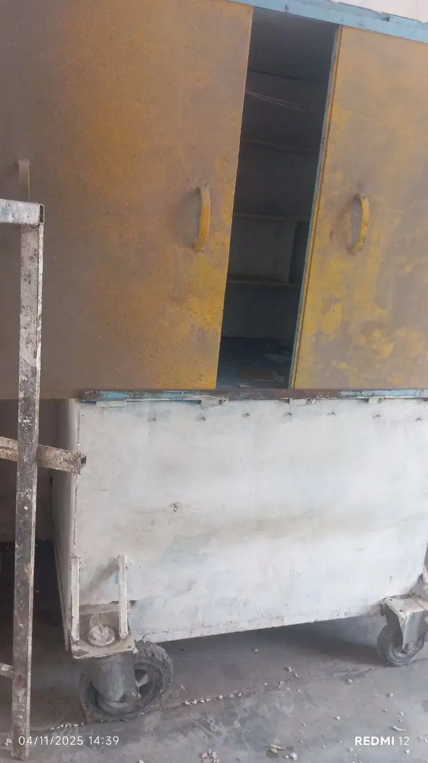 فروش دکه آهنی کامل سالم|فروش مغازه و غرفه|چابهار, |دیوار