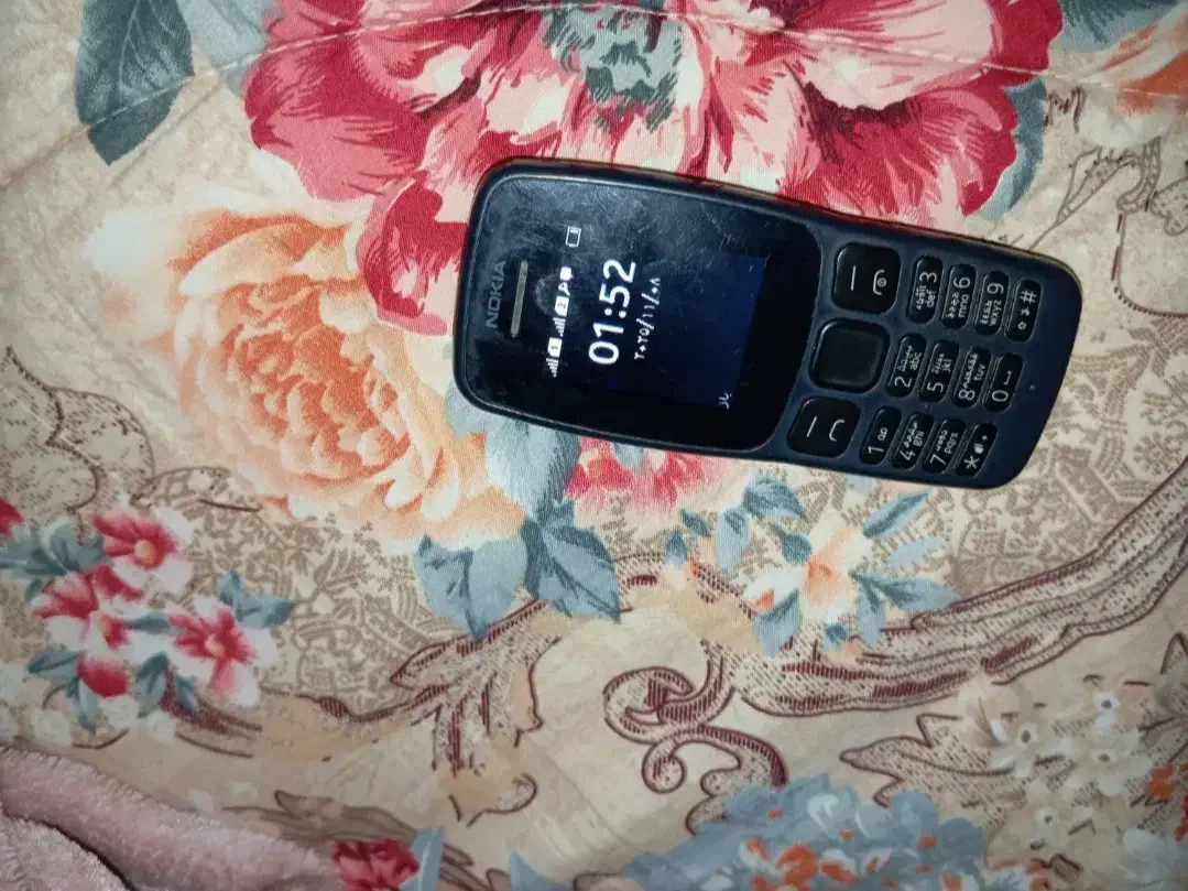 گوشی نوکیا ساده|موبایل|بردسکن, |دیوار