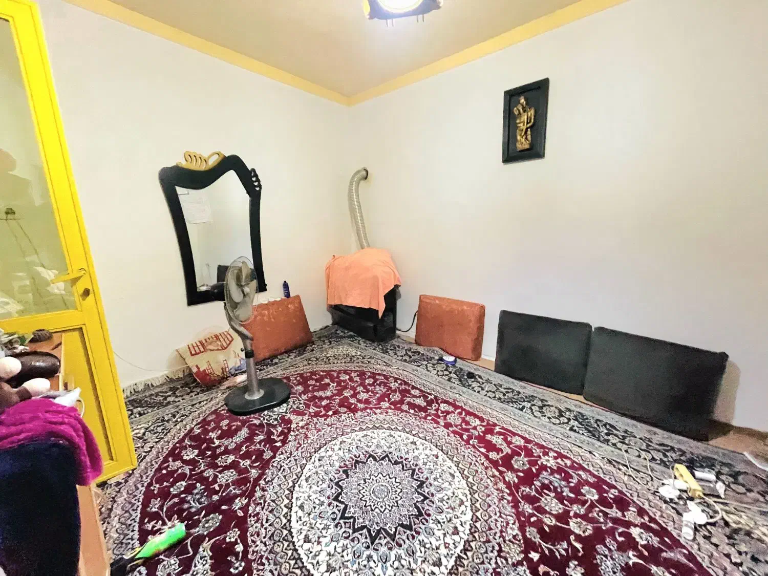 خانه ویلایی ۳۴۰ متر سر سبز زیبا مدارک کامل|فروش خانه و ویلا|فومن, |دیوار