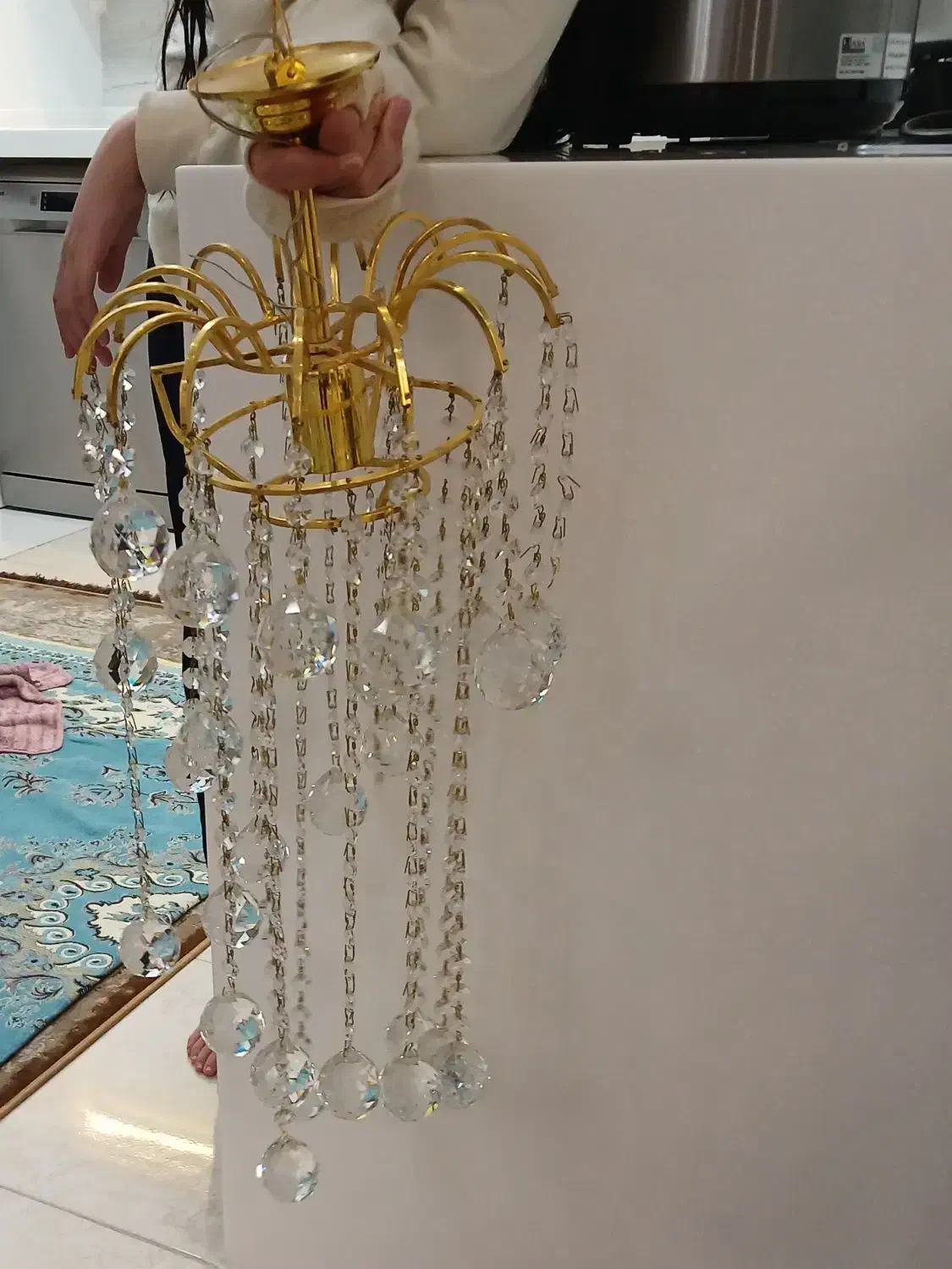 لوستر|لوستر و چراغ آویز|فردیس, فردیس|دیوار