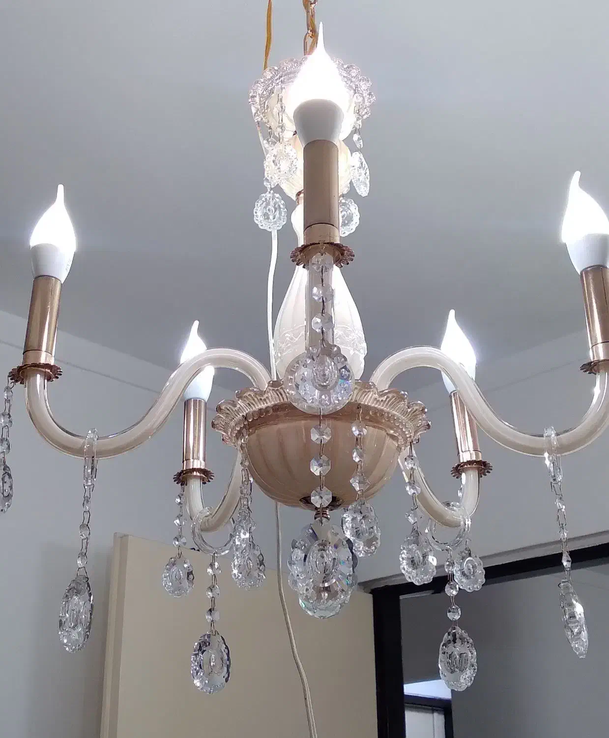 لوستر زیبای کریستال|لوستر و چراغ آویز|ساری, |دیوار