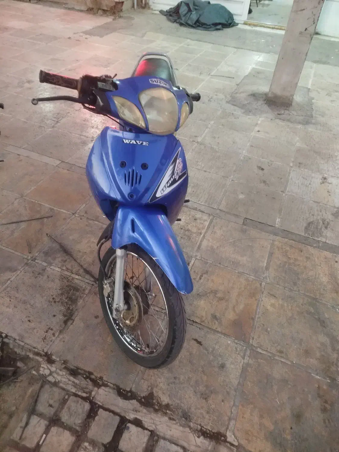 موتور طرح ویو|موتورسیکلت|آبیک, |دیوار