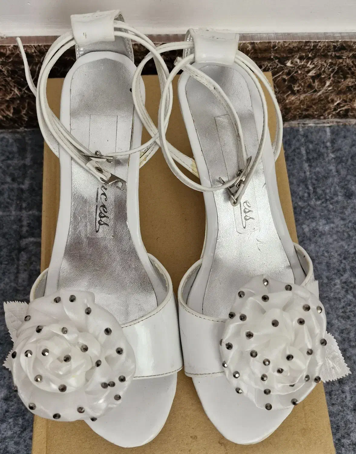 کفش مجلسی|کیف، کفش، کمربند|زنجان, |دیوار