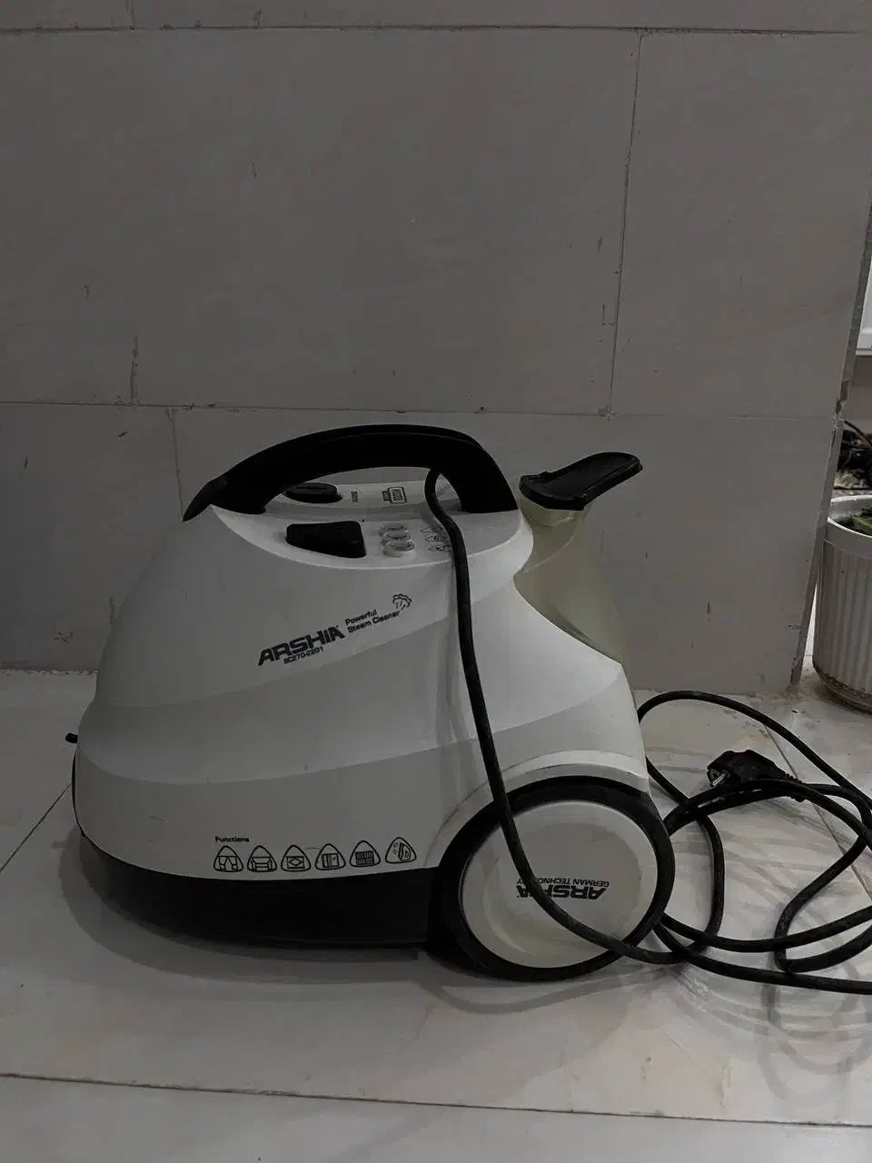 بخارشوی ارشیا کاملا سالم وتمیزوکم کارکرد،پرقدرت|جاروبرقی، جارو شارژی، بخارشو|لشت نشا, |دیوار