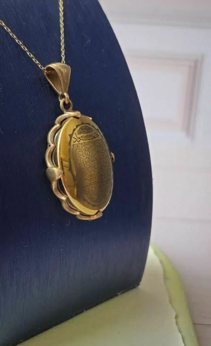 گردن بند زیبا|جواهرات|لردگان, |دیوار