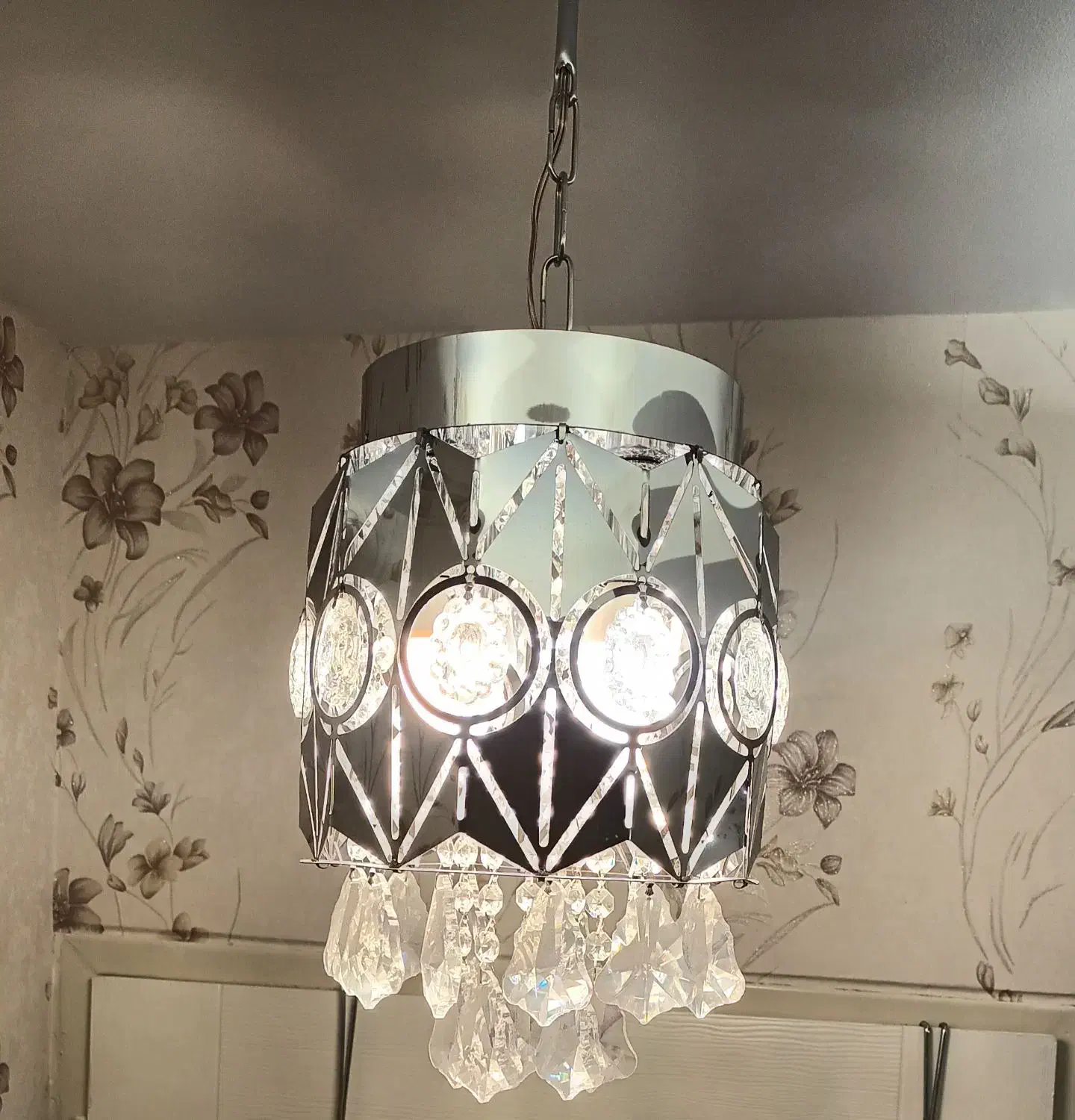 لوستر|لوستر و چراغ آویز|تبریز, |دیوار