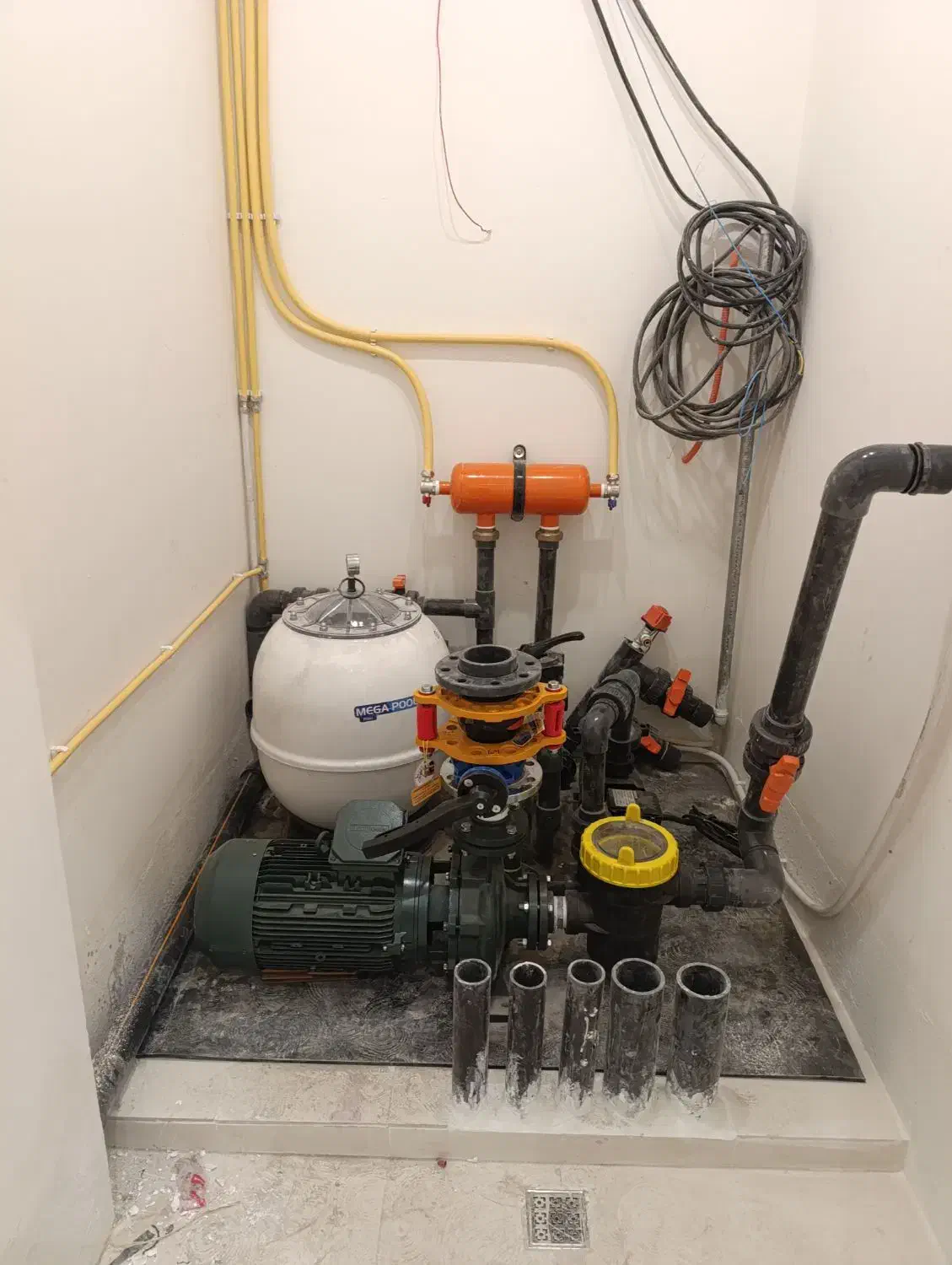 نیروکار تاسیسات|خدمات پیشه و مهارت|مشهد, کشف|دیوار