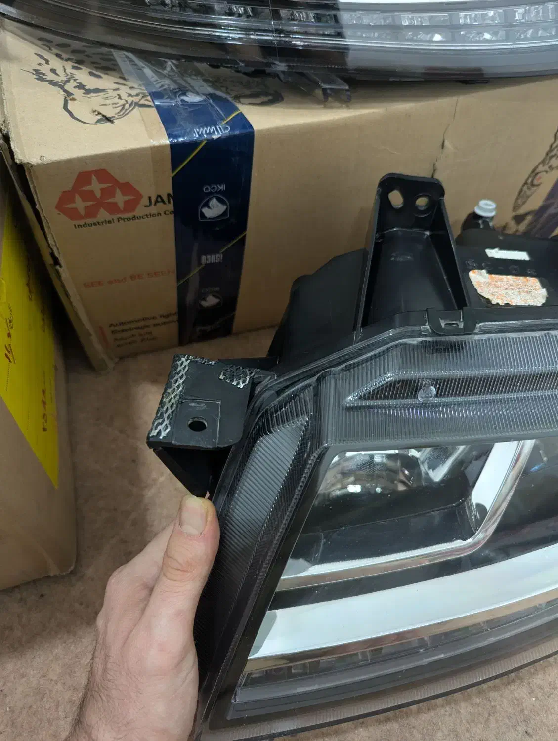 جفت چراغ جلو سورن پلاس وسپر جلو سورن وسینی فن سمند|قطعات یدکی و لوازم جانبی|بهبهان, |دیوار