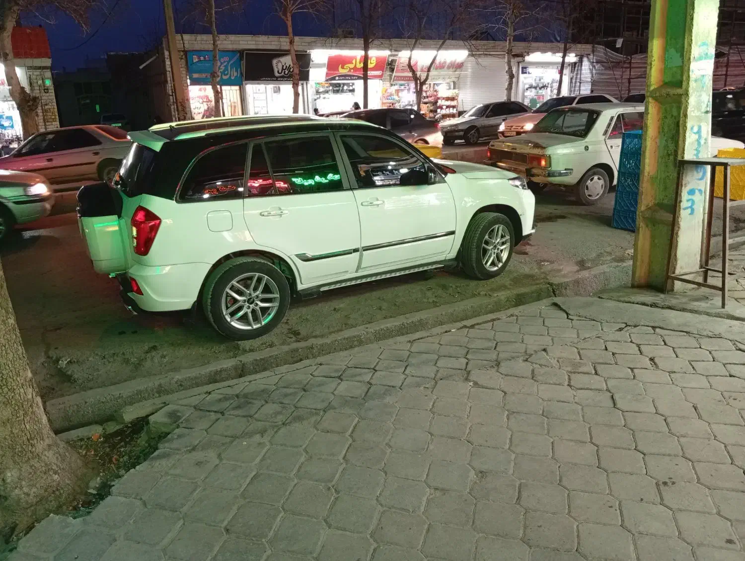 ایکس۳۳at|خودرو سواری و وانت|الیگودرز, |دیوار