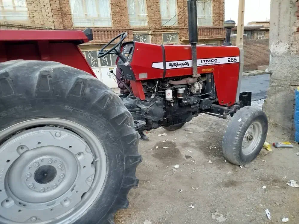 تراکتور ۲۸۵درحدخشک|خودرو سنگین|اشنویه, |دیوار