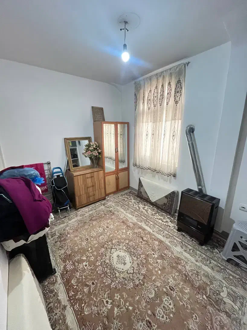 ۴۶متر*عروسک*پارکینگ غیر مزاحم*|فروش آپارتمان|تهران, شهمیرزادی|دیوار