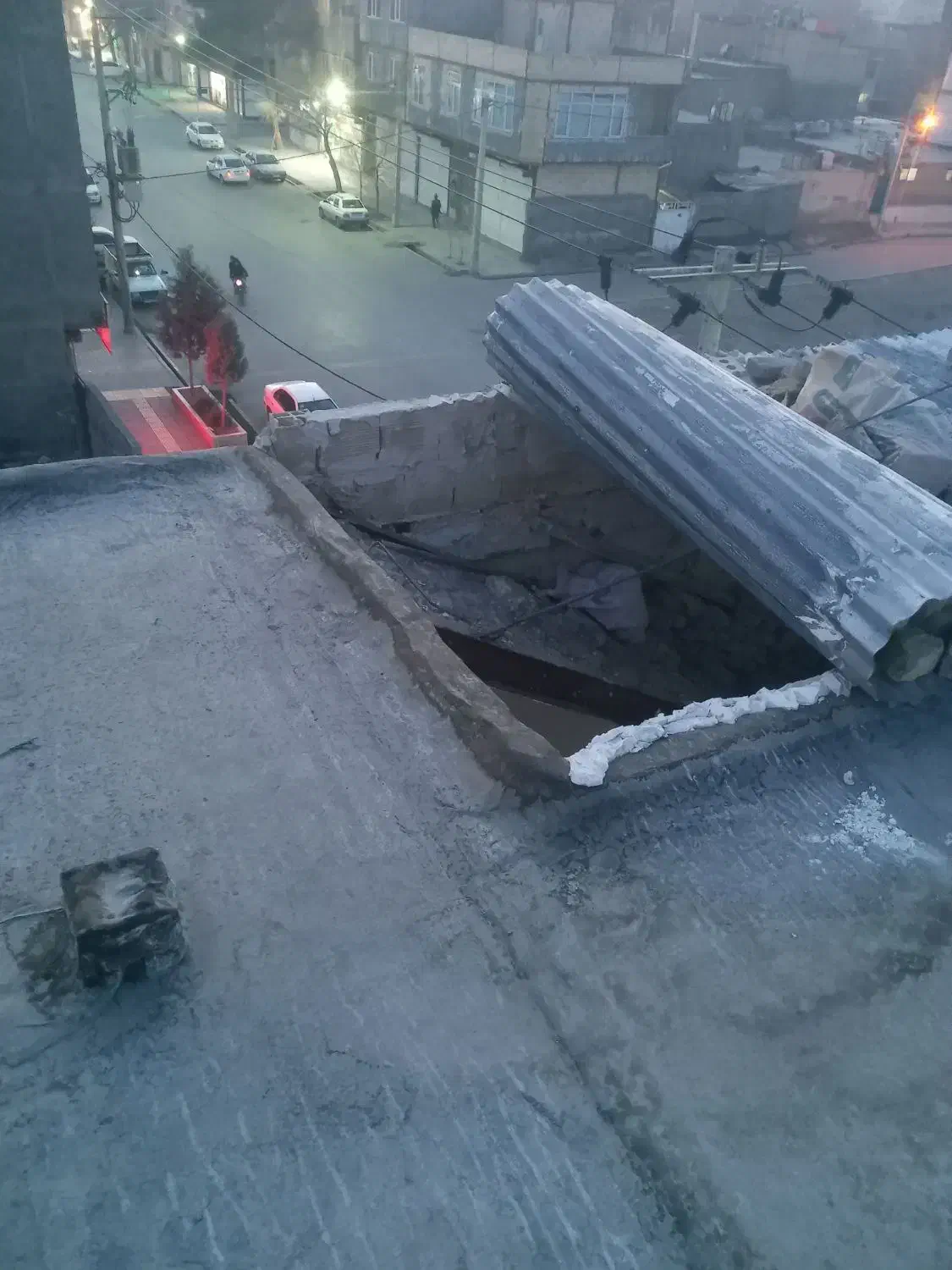 هوایی پشت بام از۳ بلوارتوس۸۵ حاشیه|فروش آپارتمان|مشهد, شهرک مطهری|دیوار