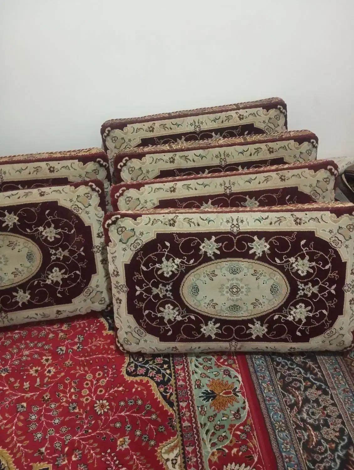 پشتی|پشتی|سنندج, |دیوار