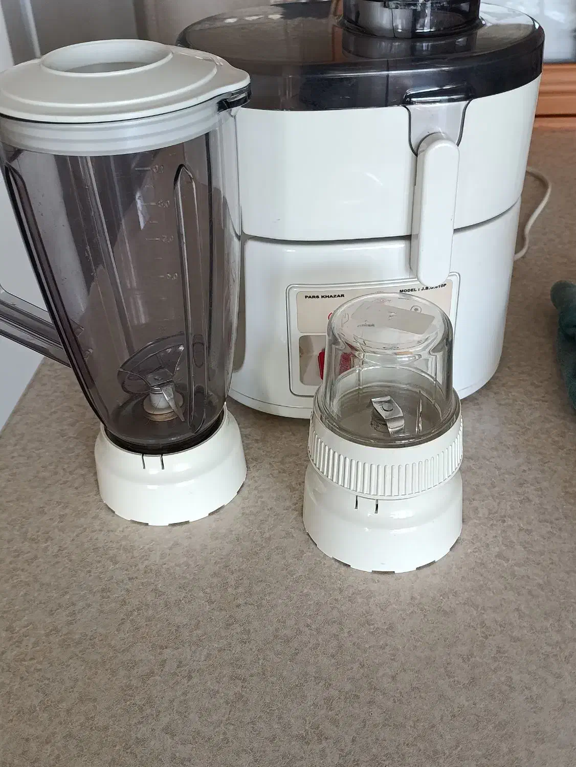 آبمیوه گیری چند کاره|آبمیوه‌گیر و آب‌مرکبات‌گیر|مهاباد (آذربایجان غربی), |دیوار