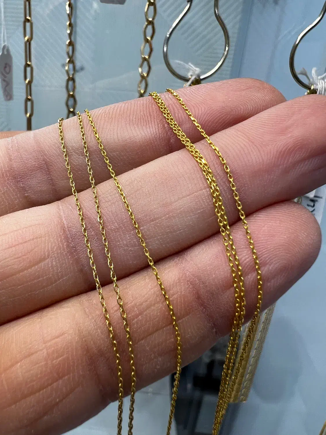 زنجیر طلا از ۱.۰۱۰ گرم بابل|جواهرات|بابل, |دیوار