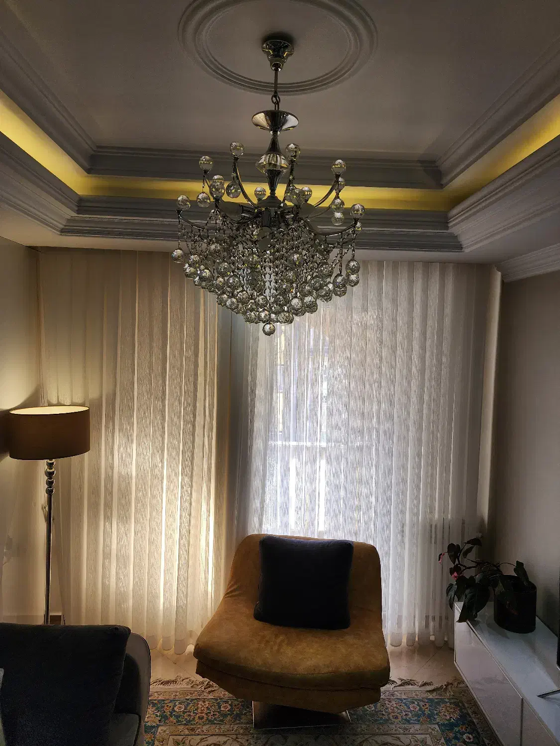 لوستر در حد نو|لوستر و چراغ آویز|تهران, شهرک پرواز|دیوار