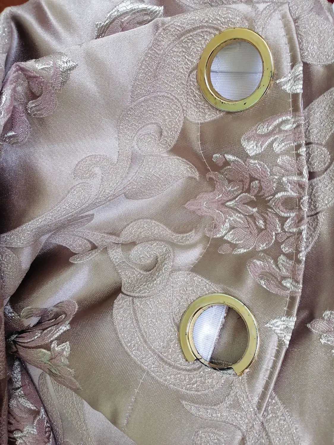 تبلت و پرده|تبلت|گلبهار, شهر جدید گلبهار|دیوار