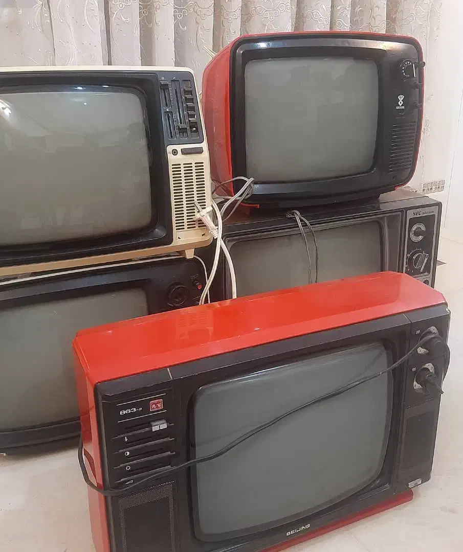 تلویزیون قدیمی|تلویزیون و پروژکتور|قم, وادی السلام|دیوار