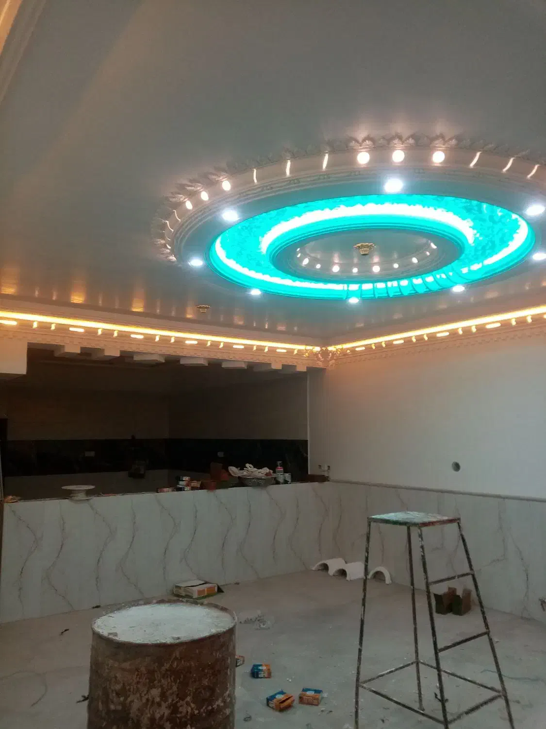 برق کشی ساختمان|خدمات پیشه و مهارت|چالوس, |دیوار