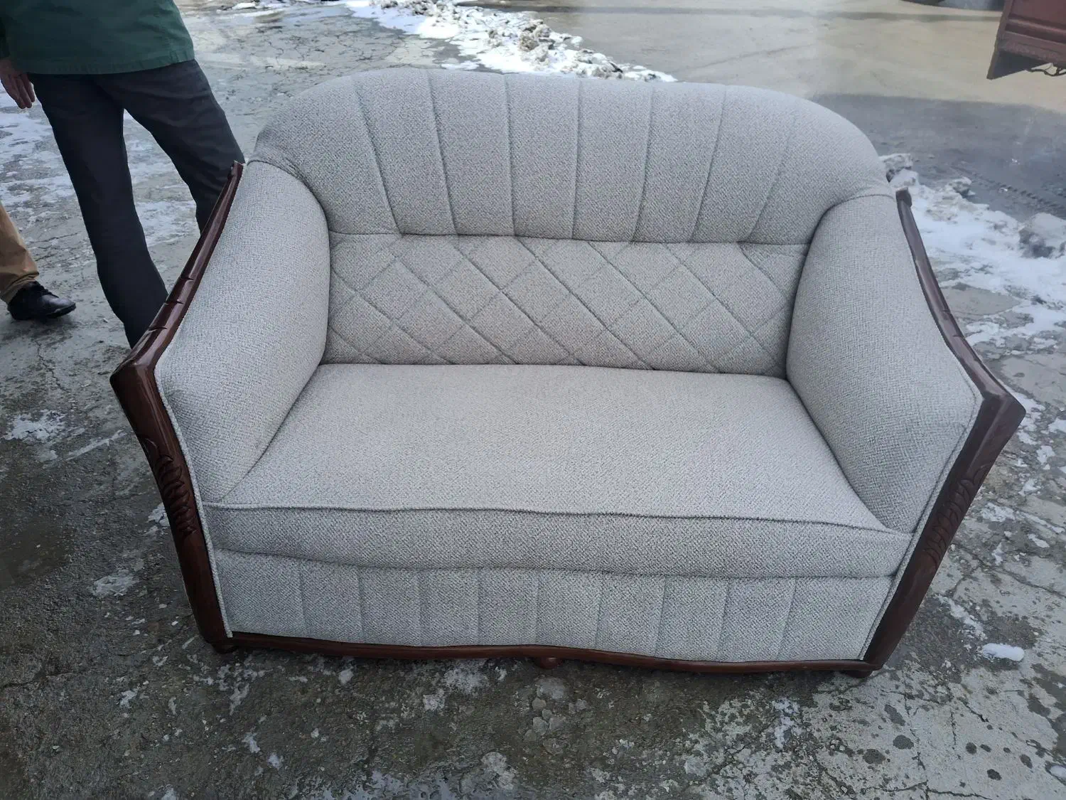 تعمیرات مبلمان ابتدای خیابان بهار داخل پاساژ رحیم|خدمات پیشه و مهارت|قوچان, |دیوار