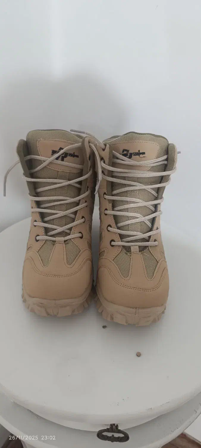 پوتین|کیف، کفش، کمربند|سنندج, |دیوار