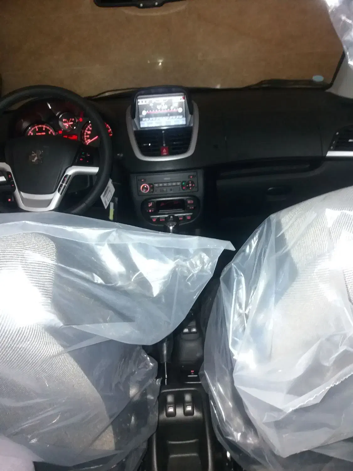 207 پانوراما اتوماتیک موتور جدید صفر|خودرو سواری و وانت|رشت, حافظ آباد|دیوار