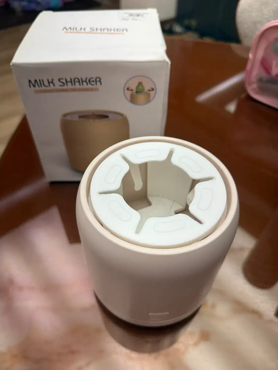 شیکر شیر نوزاد|اسباب و اثاث بچه|لاهیجان, شیشه گران|دیوار