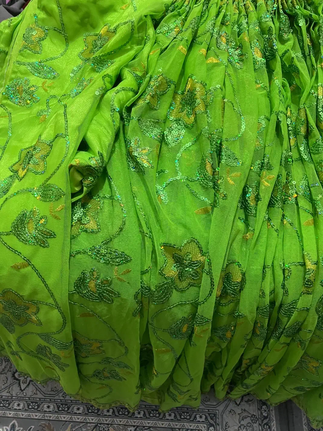 لباس لری|لباس|بندر کنگان, |دیوار