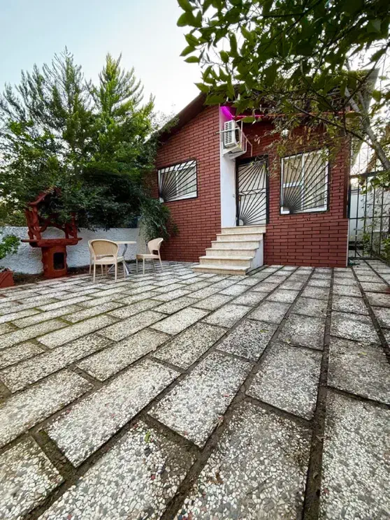 38/ویلاباغچه‌مبله/شهرکی دنج/نزدیک به شهر/مدارک دار|فروش خانه و ویلا|چمستان, |دیوار