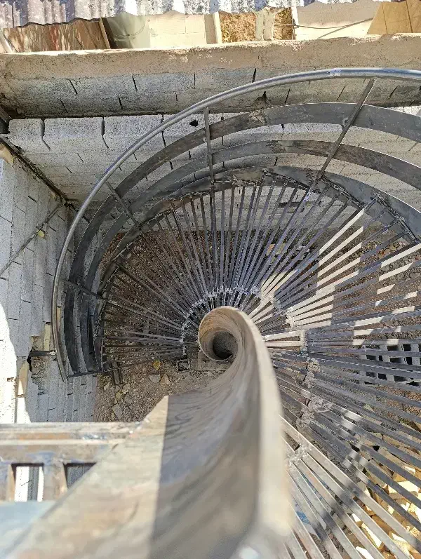 راه پله گرد مدرن A2026 نوین|مصالح و تجهیزات ساختمان|تهران, زرگنده|دیوار