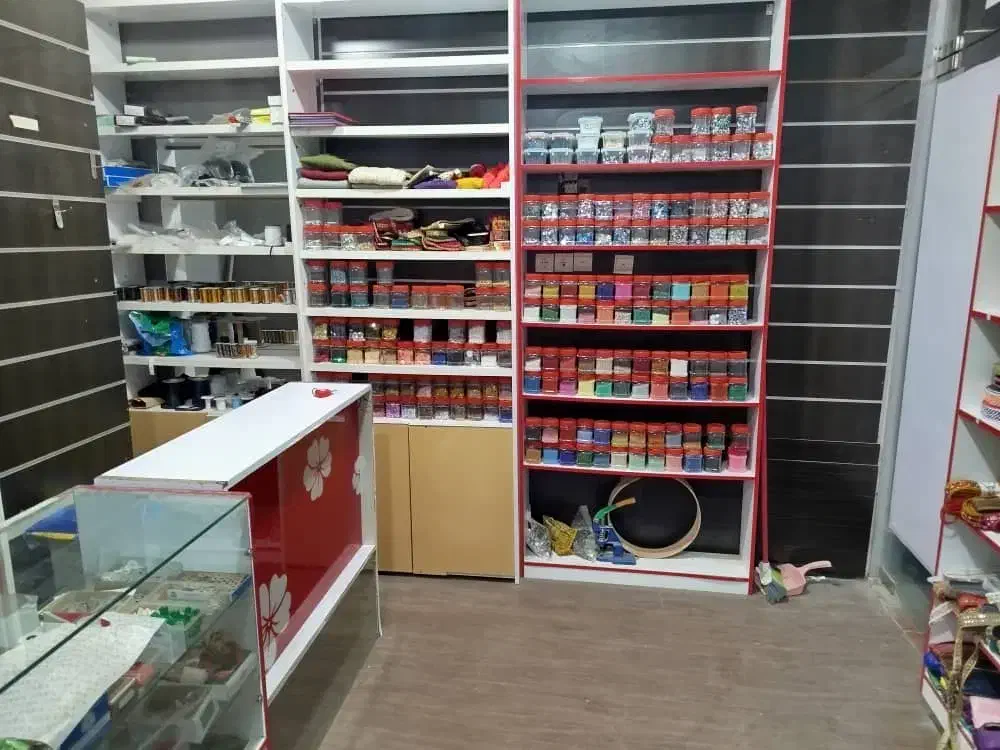 فروش کلی لوازم خیاطی + دکور آماده مغازه|فروشگاه و مغازه|میناب, |دیوار