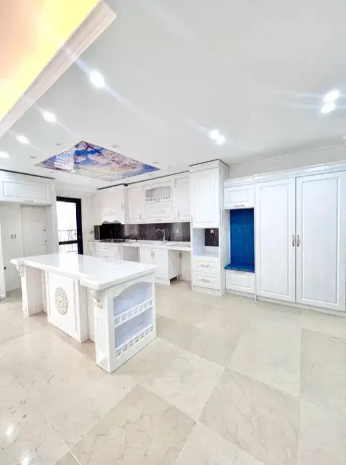 نوسازSUPER LUXURYتکواحدپرنورتراس چیدنی بیمشرف.مترو