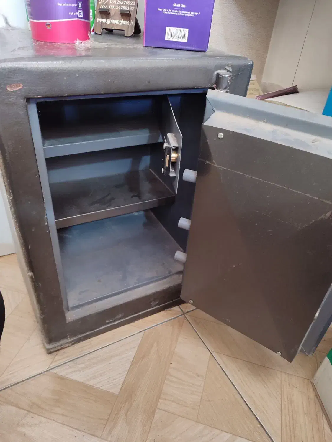 گاو صندوق|ابزارآلات|ملارد, |دیوار